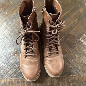 Stylish Brown Kids Boots